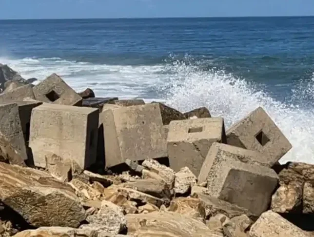 4ec18208 7324 490d 82d4 8276122b9804