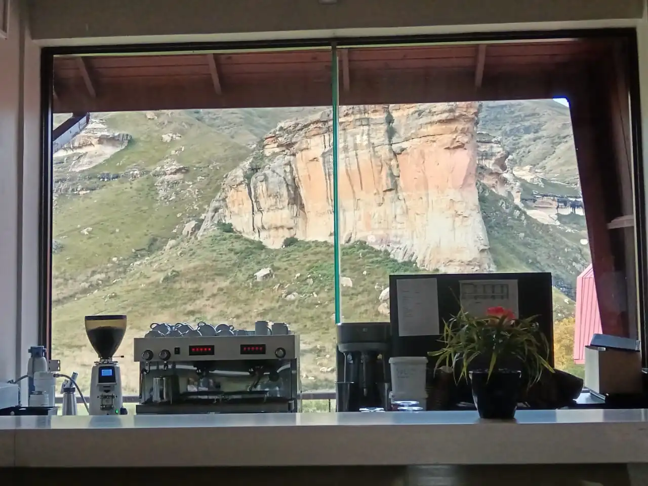 8722705e 24a0 4a4d 90f0 A2499a4d5b23